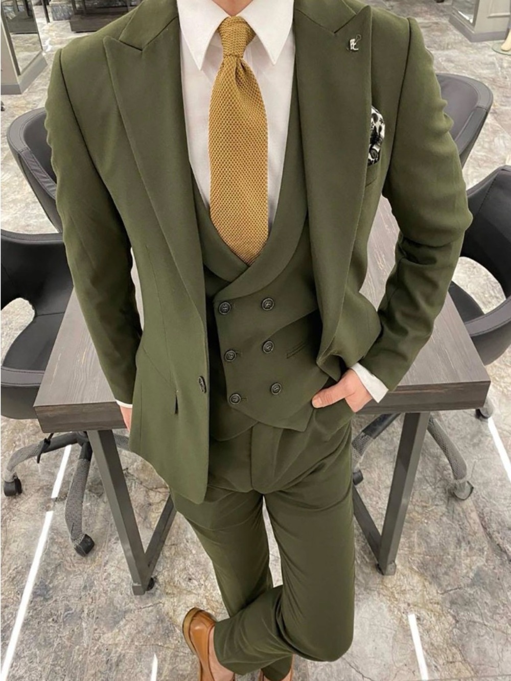 FC Plus three piece suit khaki with wide collar vest nwt 40R x32 pants